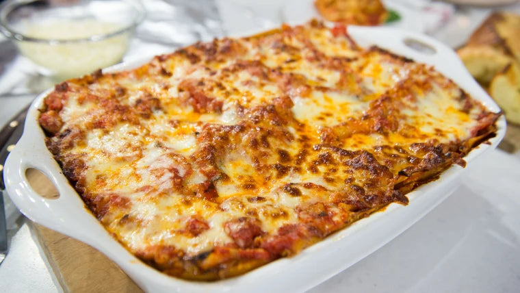 Grand Gastronomy Pasticho (Lasagna): Feeding Eight in Flavorful Style! 8 People